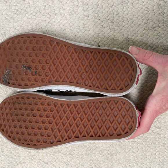 Classic Checkered Vans - Picture 5 of 6